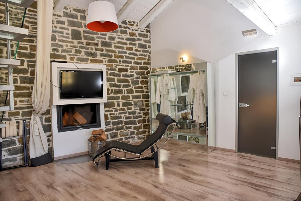 Mikro 1700 & Otel 3*